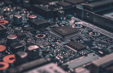 Why RF Isolators and Circulators Are Becoming Essential in 5G and Beyond