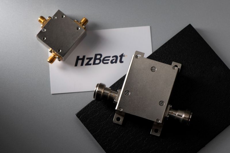 Top RF circulator manufacturer — HzBeat ferrite circulator and isolator lineup