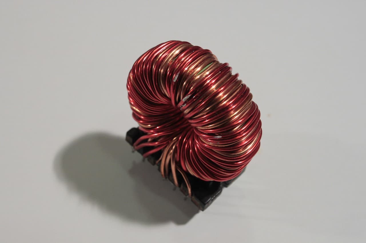 Ferrite toroidal core with copper windings