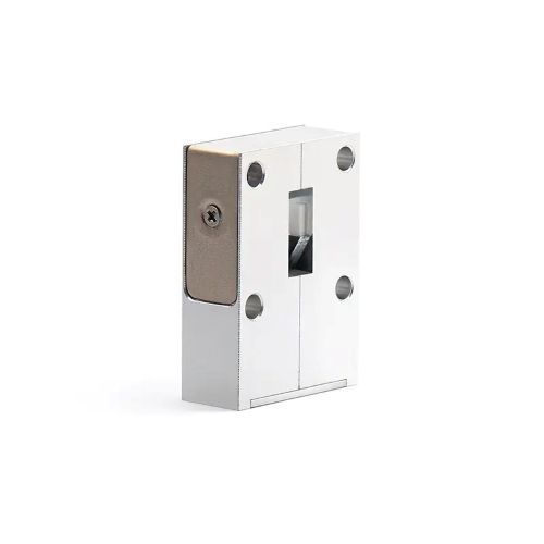 High-power waveguide isolator